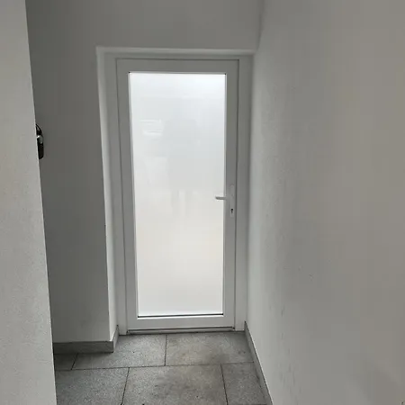 Naehe Muenchen-neu Renoviert *